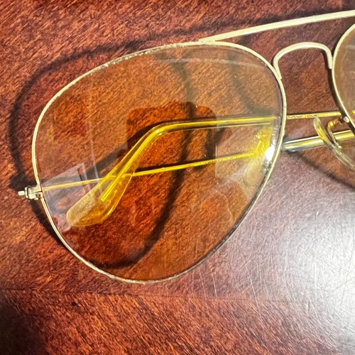 Vtg Bausch & Lomb Ray-Ban Aviator Sunglasses Ambermatic Lenses 62/14 read - Picture 17 of 17