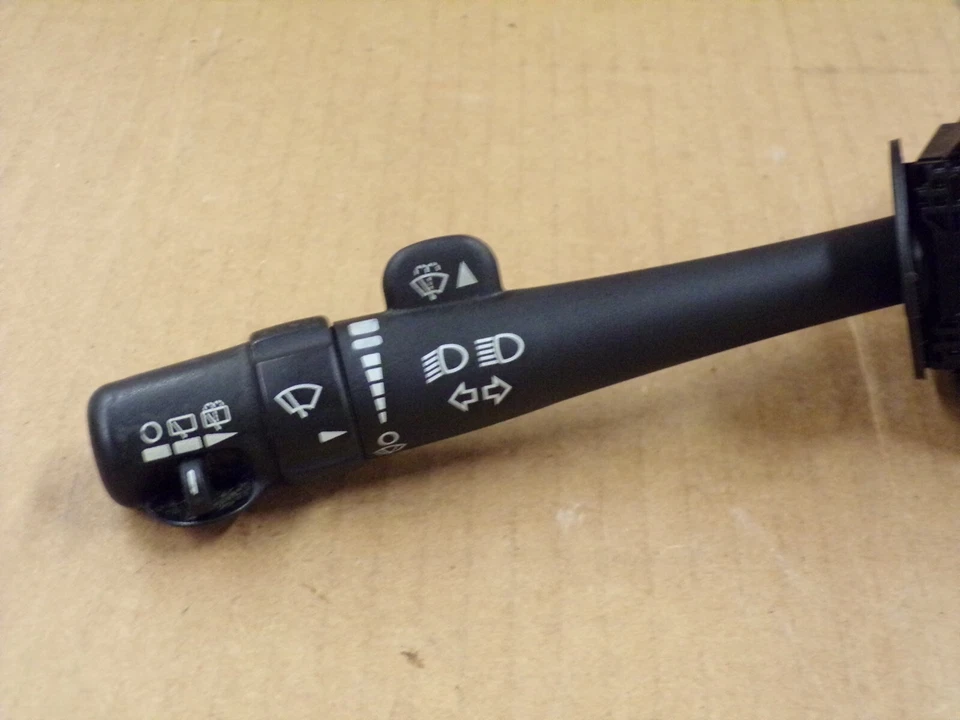 2008 saturn relay multifunction turn signal switch 2005-2007 chevy uplander - Image 2 of 3