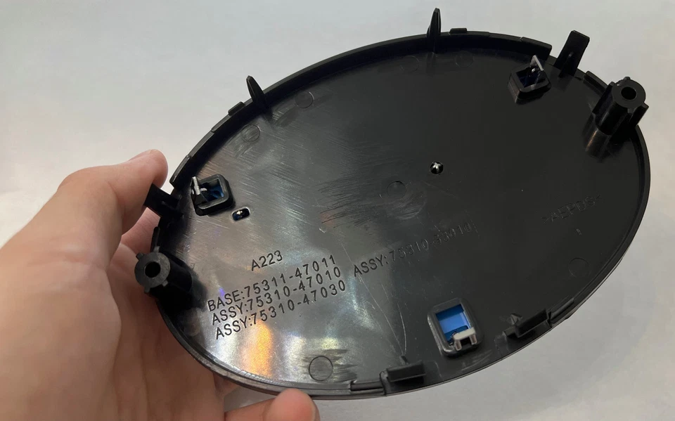 Rejilla delantera emblema azul para Toyota Highlander 3,5 L 2014-2017 Foto 3 de 3