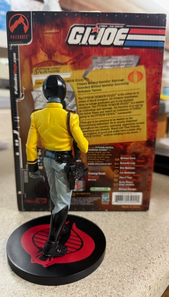 Palisades G.I. 2003 Mini ESTATUA DE LA PATRULLA PYTHON GUARDIA CARMESÍ DE Joe Cobra/354 Usada Foto 2 de 3