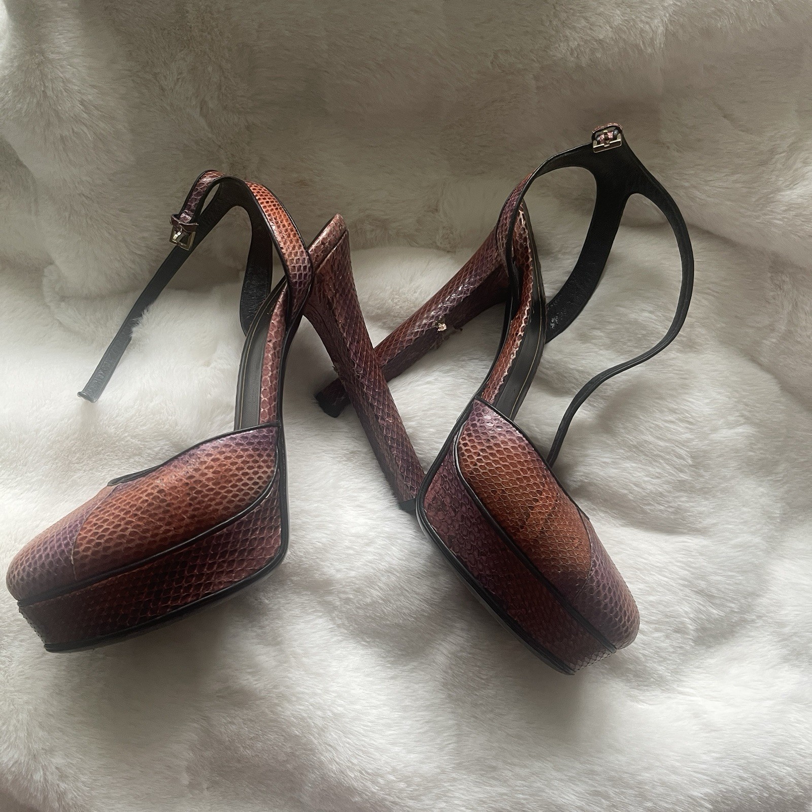 Python Snakeskin Leather Hills. Gucci Slingback S… - image 3