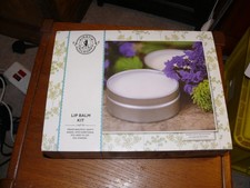 Kirstie Allsopp Natural Lip Balm Kit DIY