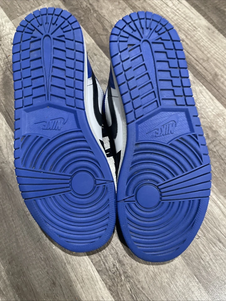 Tamanho 11 - Air Jordan 1 biqueira real baixa usada - Imagem 3 de 4