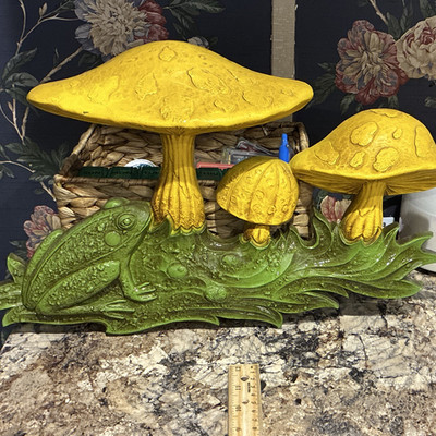 Dart Industries 1968 Frog & Mushrooms MCM Wall Plaque 3D Hanging 12x11