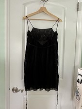 Vera Wang Luxe Intimates Nightgown Size Small, Sweet Lace Details 100% Silk