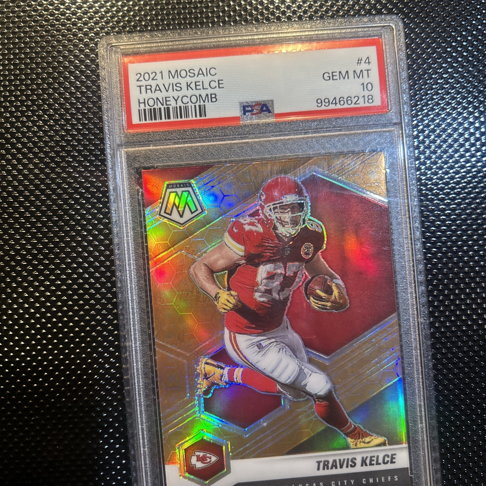 2021 Panini Mosaic Travis Kelce #4 Honeycomb Prizm - PSA 10 view 4