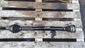 VW PASSAT Variant B6 3C5 Antriebswelle vorne rechts 2.00 Petrol 110kw 31875739