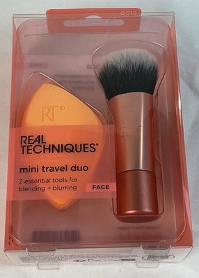 Real Techniques Mini Travel Duo Makeup Brush & Sponge  Blending & Blurring Face