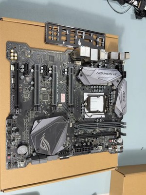 ASUS ROG MAXIMUS IX APEX Intel Z270 LGA1151  E-ATX DDR4 Motherboard HDMI DP