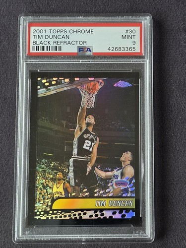 Tim Duncan [Black Refractor] #30 2001 Topps Chrome card