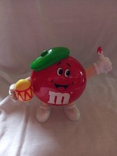 M&M Spender mit Osterei und Pinsel