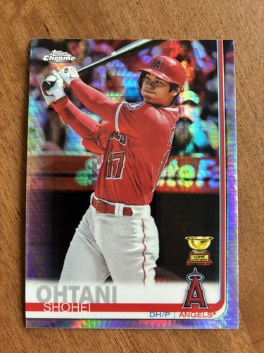 2019 Topps Chrome - Shohei Ohtani #1 Prism Refractor Rookie Cup