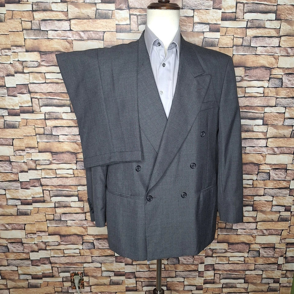 Traje City Streets 2 Piezas Hombre 42S 32X29 Gris Cuadros Doble Pecho Foto 3 de 4