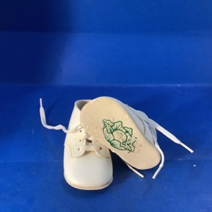 xavier robertSOFT SCULPTURE BABY SHOE VINTAGE FROM OLDER 80S KIDS