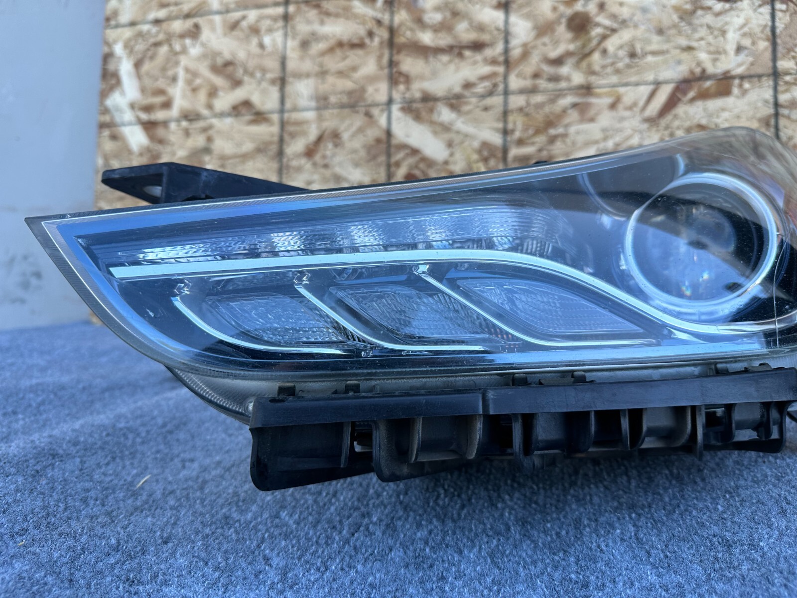 LEFT SIDE BI XENON HEADLIGHT ASSEMBLY COMPLETE OEM 74K 14-20 MASERATI GHIBLI Q4