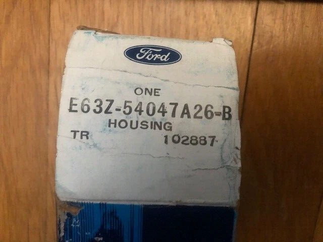 Bisel de carcasa limpiaparabrisas Ford Tempo 1986-1989 E63Z-54047A26-B NOS Foto 3 de 3