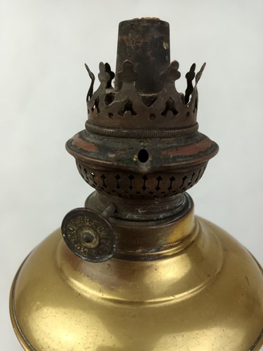 Antique Kosmos-Brenner Brass Oil Lamp and Weighted Base - Picture 6 of 8