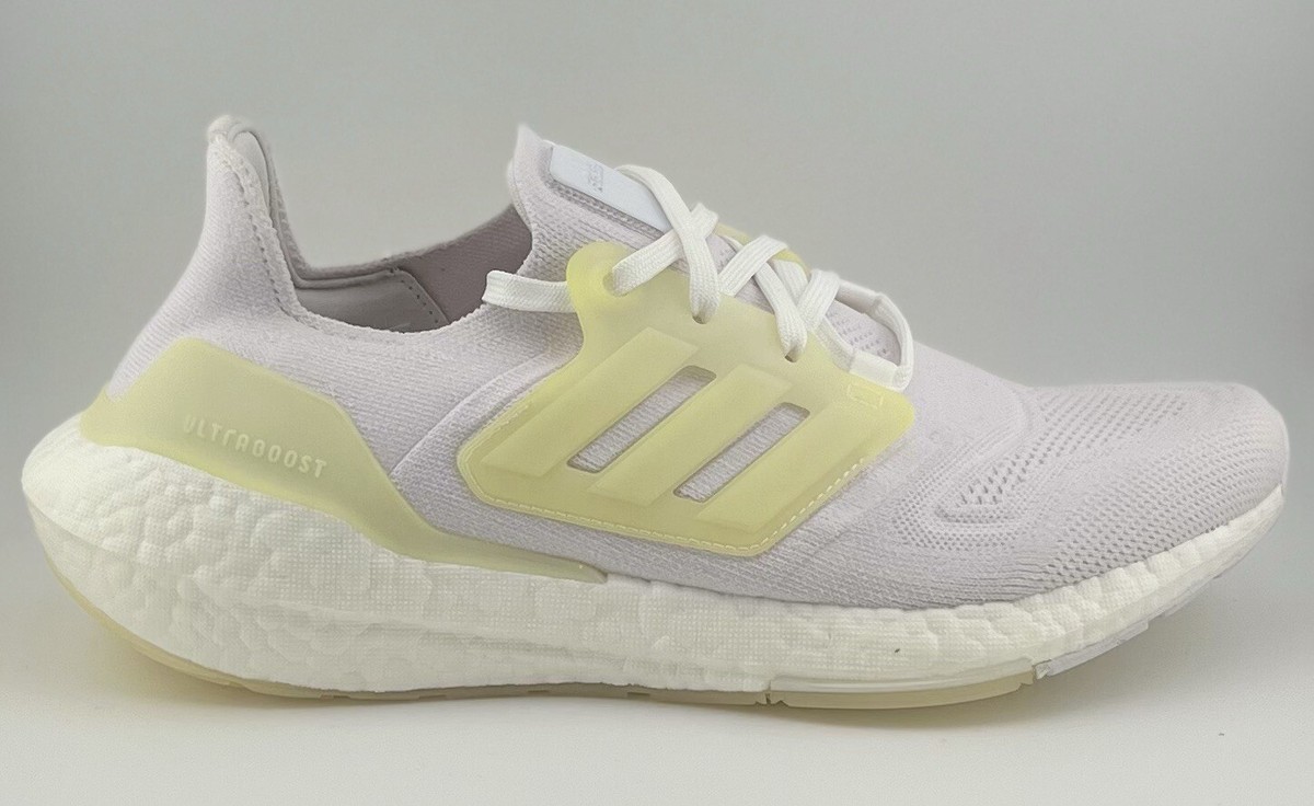 adidas ULTRABOOST ホワイト/イエロー adidas UltraBOOST ZX Collection Release Date | SneakerNews.com