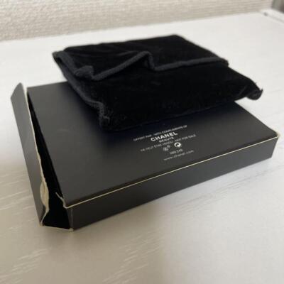 美品]CHANELベロア太ハンガー2本組 Chanel Double sided Mirror
