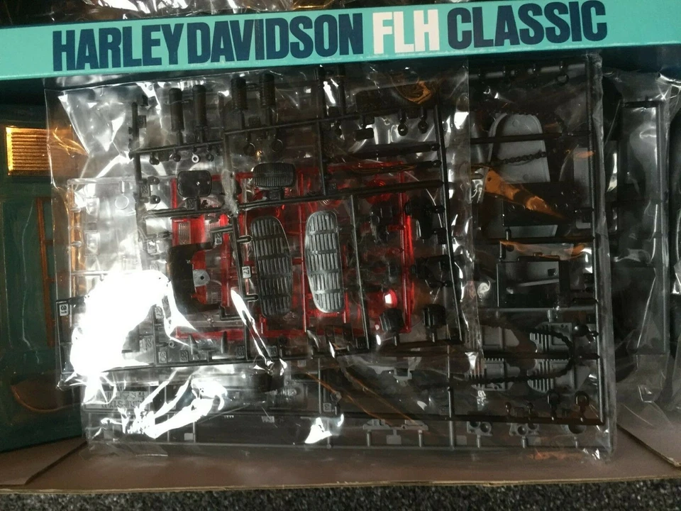 Toy Star NSM-65000 Harley-Davidson FLH Classic w. Side Car 1/6 - Bild 2 von 4