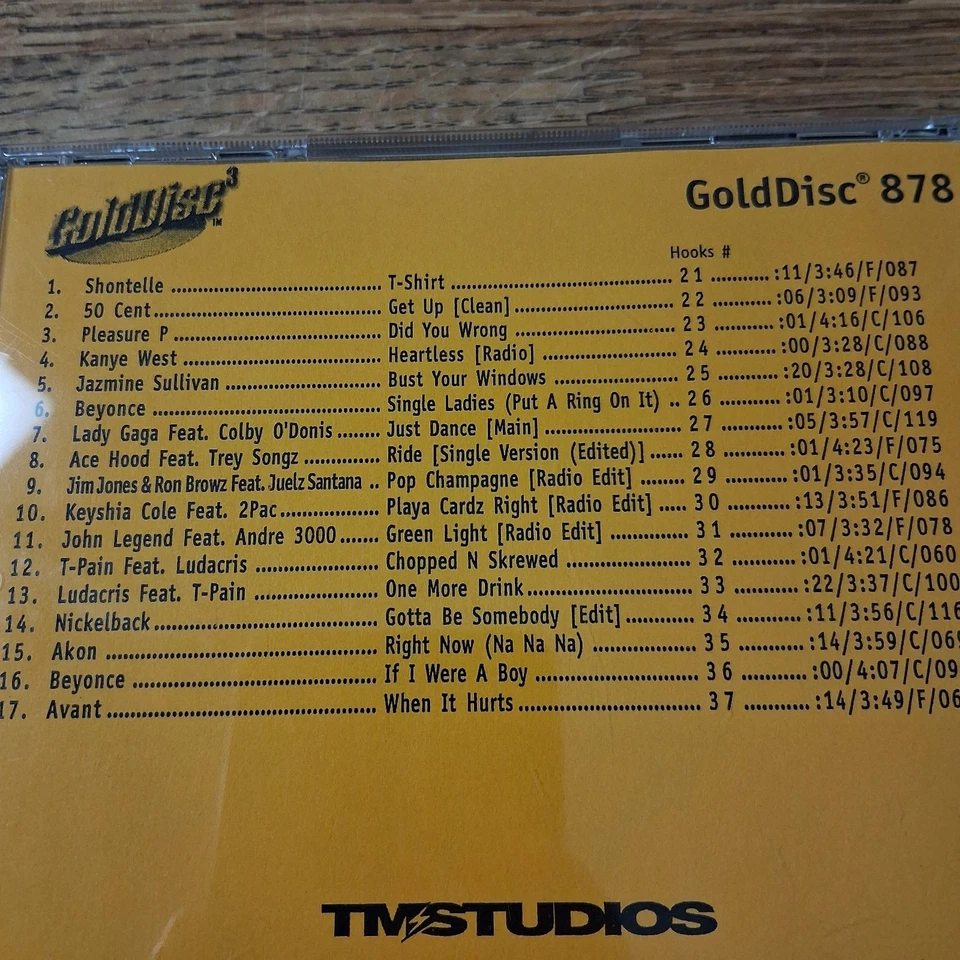 Золотой диск TM Century 878 CD радио промо 50 центов Nickelback Akon Beyonce Tpain    - Изображение 3 из 4