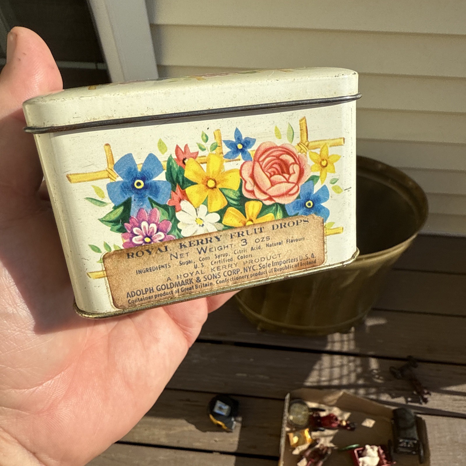 Royal Kerry fruit drops Tin box - small 2”x4”