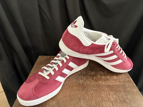 adidas Gazelle Collegiate Burgundy Suede Sneakers Men’s US 10 B41645 New Box