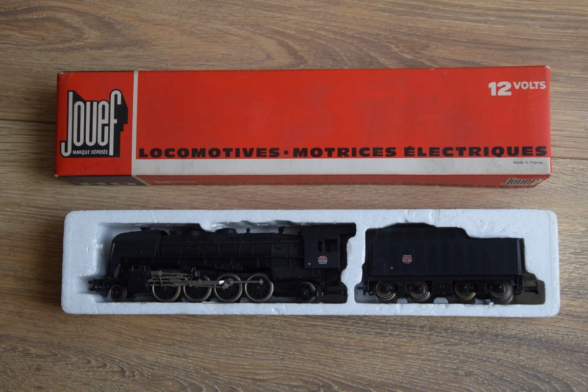 Vente exceptionnelle de trains-jouets anciens et de modèles réduits