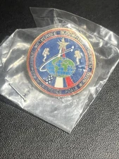 Vintage Brand New Old Stock NASA Pin Space Shuttle ATLANTIS STS-86 Mir Station