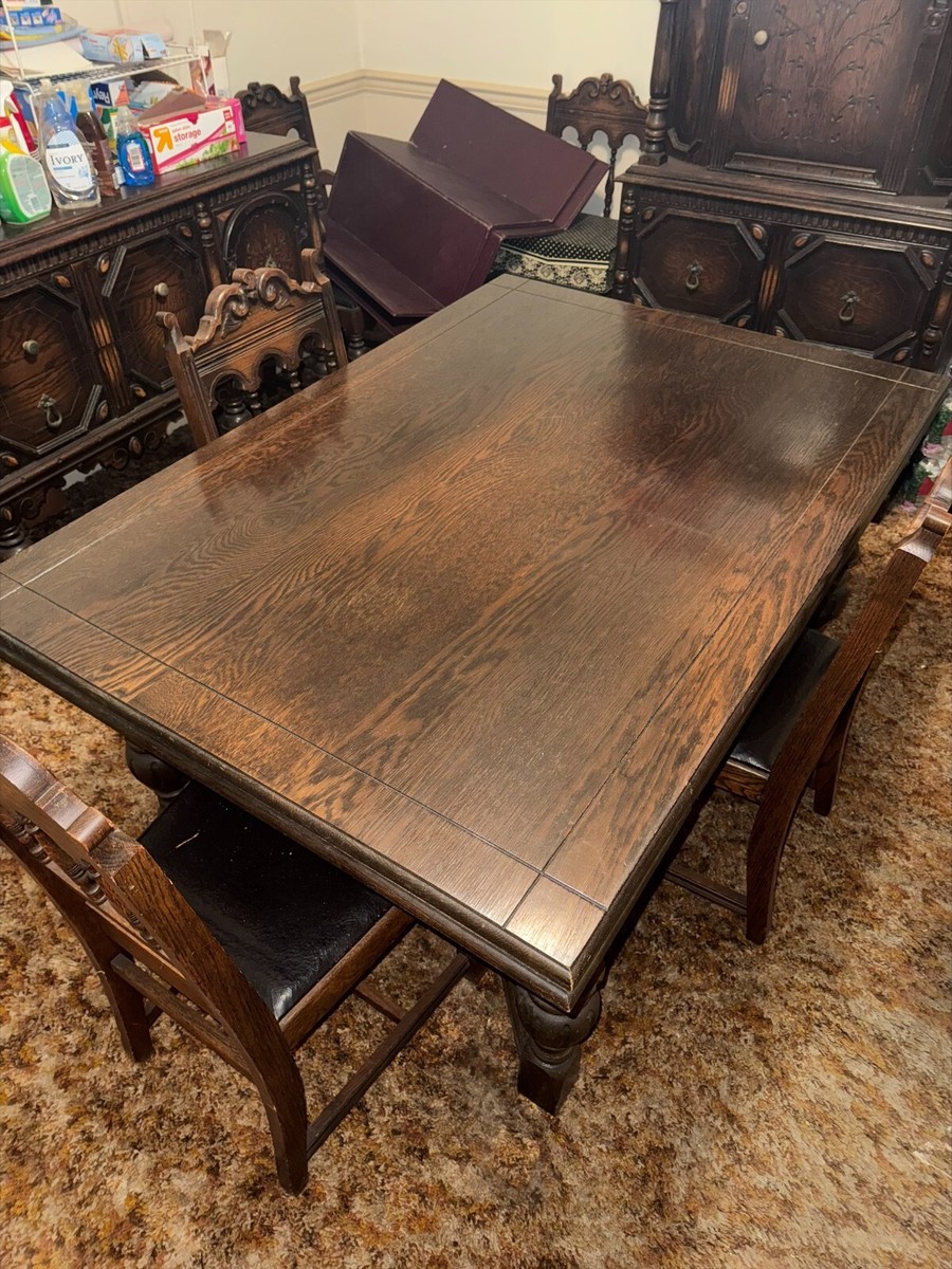 Jacobean Antique 4 Piece Dining Set. Includes 5 Matching Chairs to
