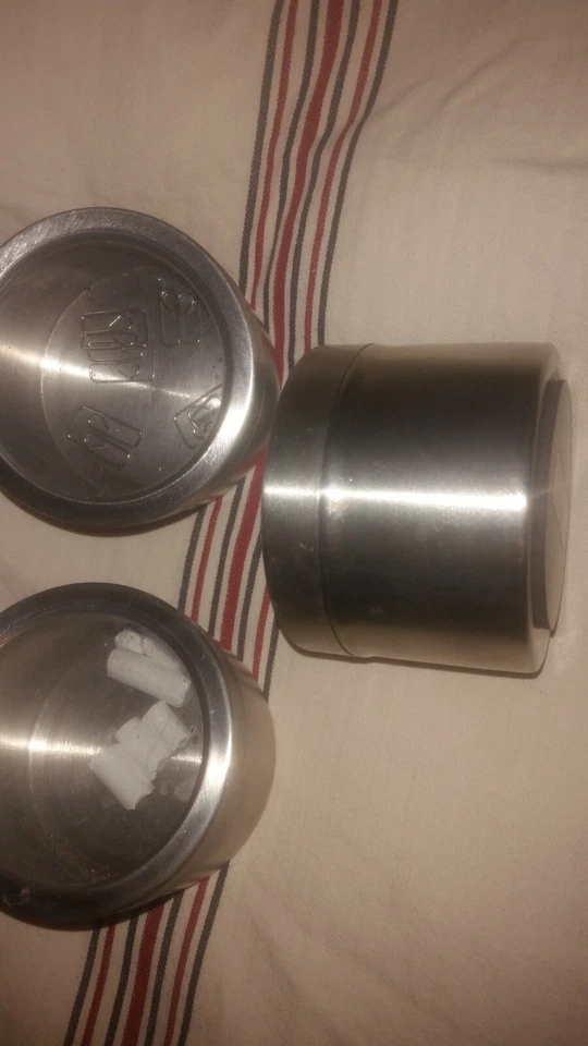 Sistema diário de celeiro de cerâmica S/3 organizador de parede artesanal latas redondas magnéticas vasilha - Imagem 3 de 4