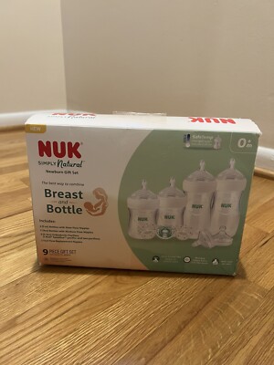 NUK Simply Natural Bottle 9 piece Gift Set with SafeTemp