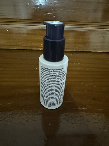 Protector solar Mary Kay TimeWise Daytime Defender amplio espectro FPS 30 1 OZ sin caja - Imagen 2 de 2