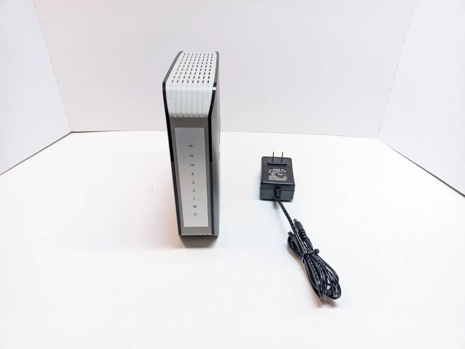 TRENDnet TEW-812DRU AC1750 Dual Band Wireless Router - Image 2 of 4