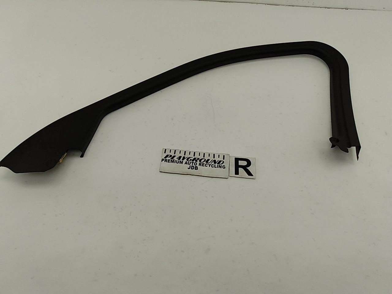 Alfa Romeo Giulia Right Front Door Window Trim 2017-2024