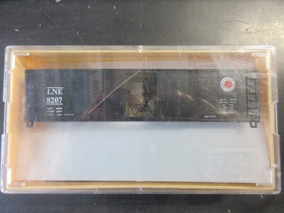 TM&I ho LEHIGH & NEW ENGLAND 40' X-29 STL BOX CAR  #2055 vintage