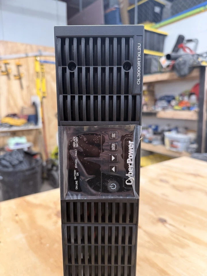 OL3000RTXL2U - Aplicación inteligente Cyberpower 3Kva en línea Ups 2U Foto 2 de 4