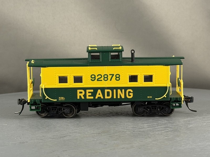 Life Like - Reading - 32' Steel Cupola Caboose # 92878