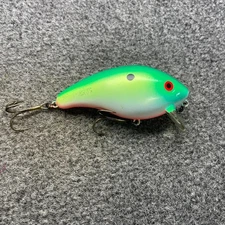 Mann’s 1- Minus Double Stamp Vintage Crankbait 5/8oz - Parrot