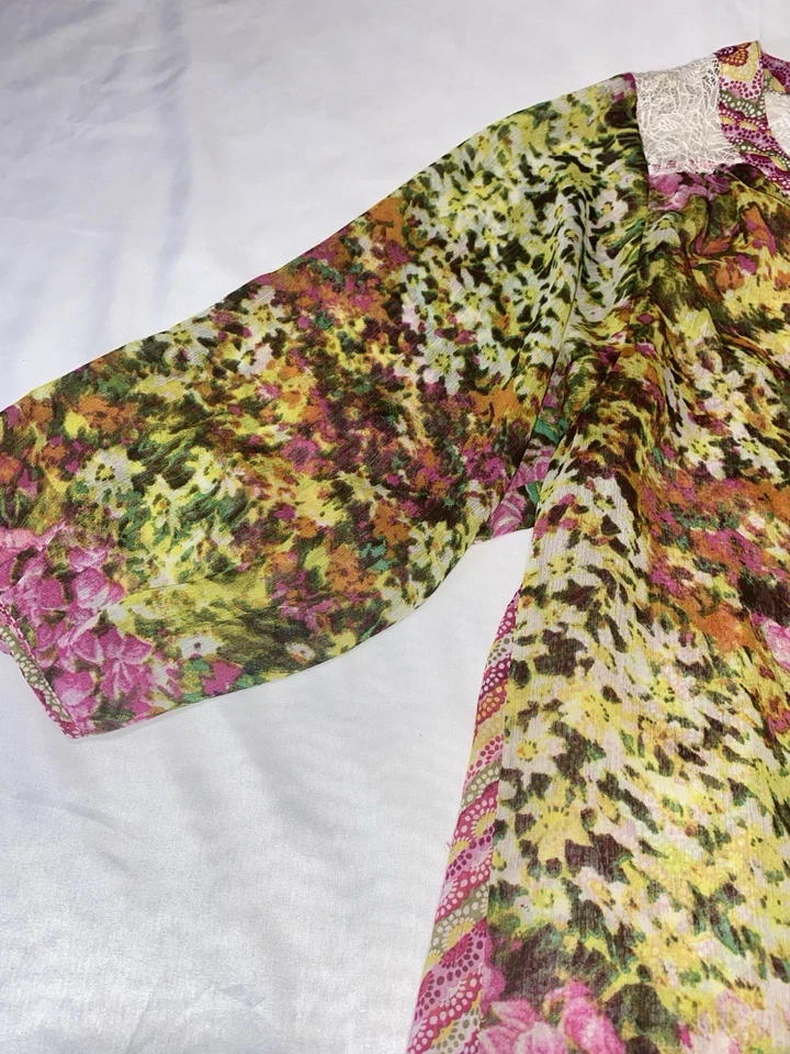 Blusa Figueroa y Flor Transparente 1X Rosas/Verdes/Amarillos Crochet Vibrante Feliz B44 Foto 3 de 4