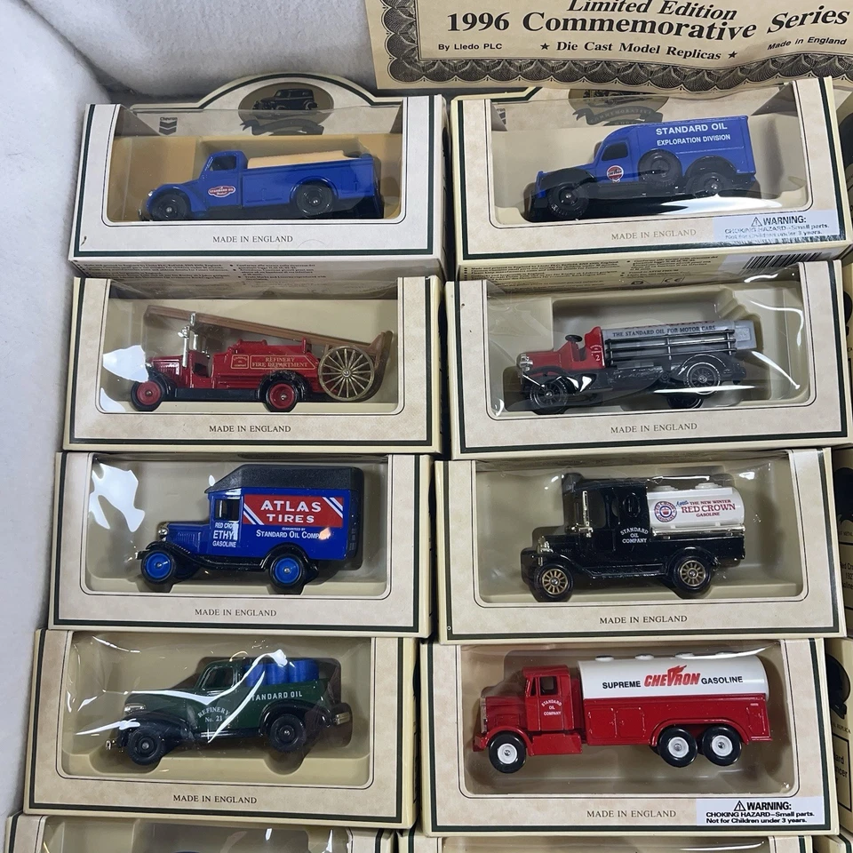 Set 16 Chevron 1996 Limited Edition Commemorative Series Die Cast Model Replicas - Image 3 of 4