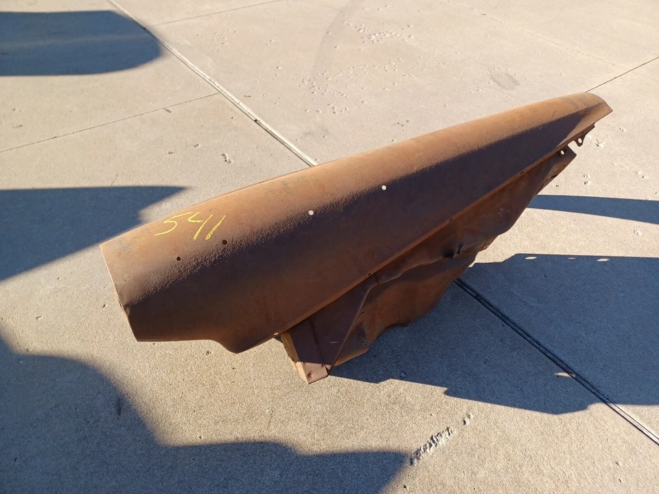 Guardabarros delantero derecho Studebaker Commander & Land Cruiser 1950 parte # 290586 Foto 4 de 4