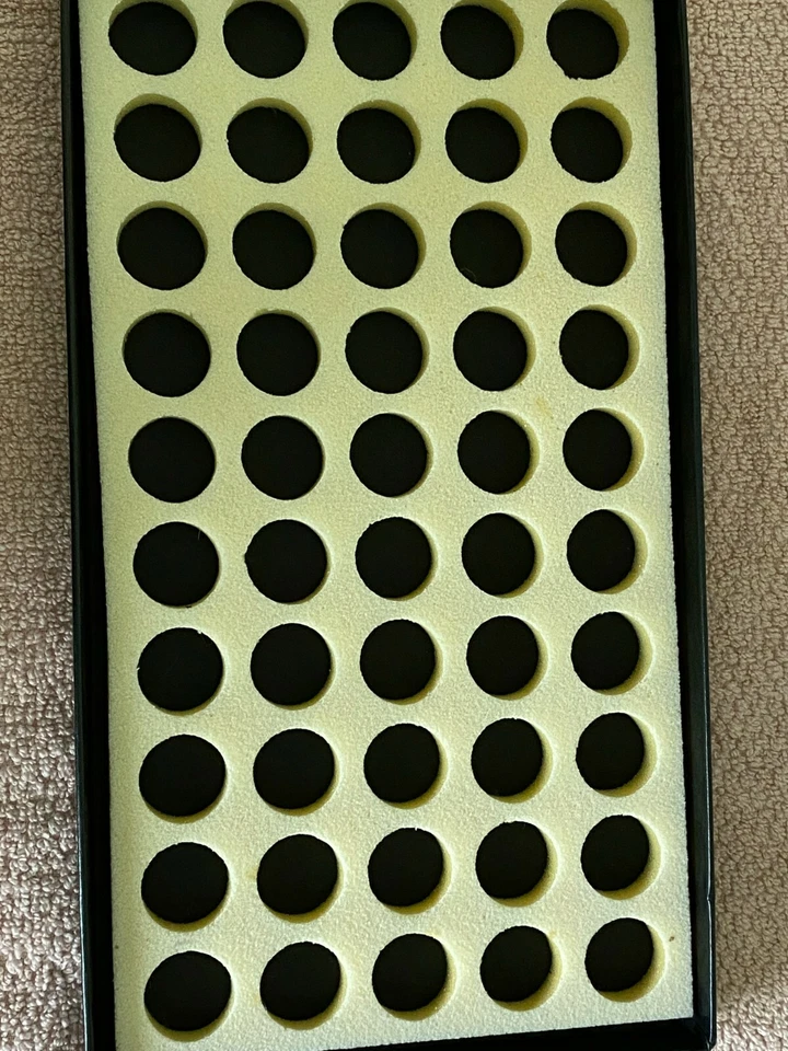 BANDEJA TARRO GEMA NEGRA CON 36 TARROS Y ALMOHADILLA DE ESPUMA PARA 50 TARROS (1) PIEDRAS PRECIOSAS GRATIS Foto 3 de 4