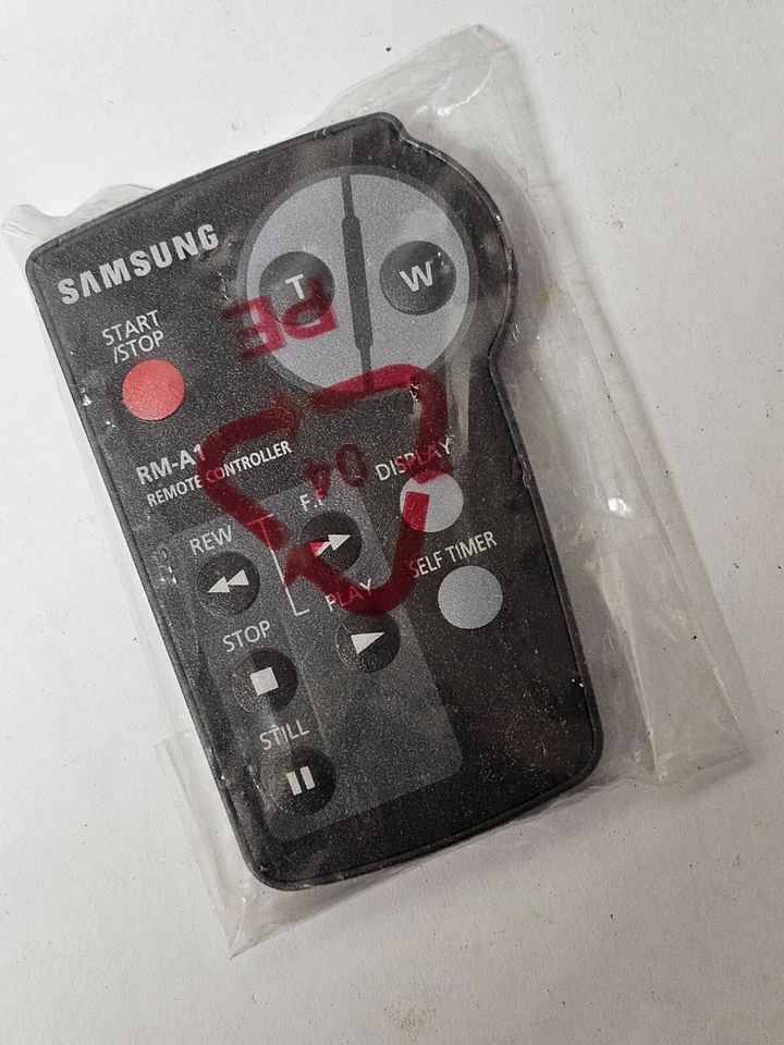 GENUINE PORIGINAL SAMSUNG CAMCORDER REMOTE CONTROL RM-A1 - Image 2 of 4