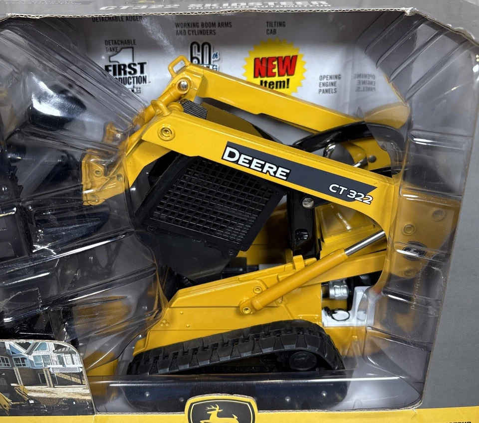 1/16 Ertl John Deere CT322 Skidsteer DieCast Metal W/ Attachments - Image 3 of 4