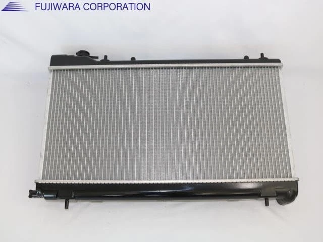 SUBARU Forester 1998 GF-SF9 Radiator 45111FC361 [New] [PA02381711] - Image 2 of 2