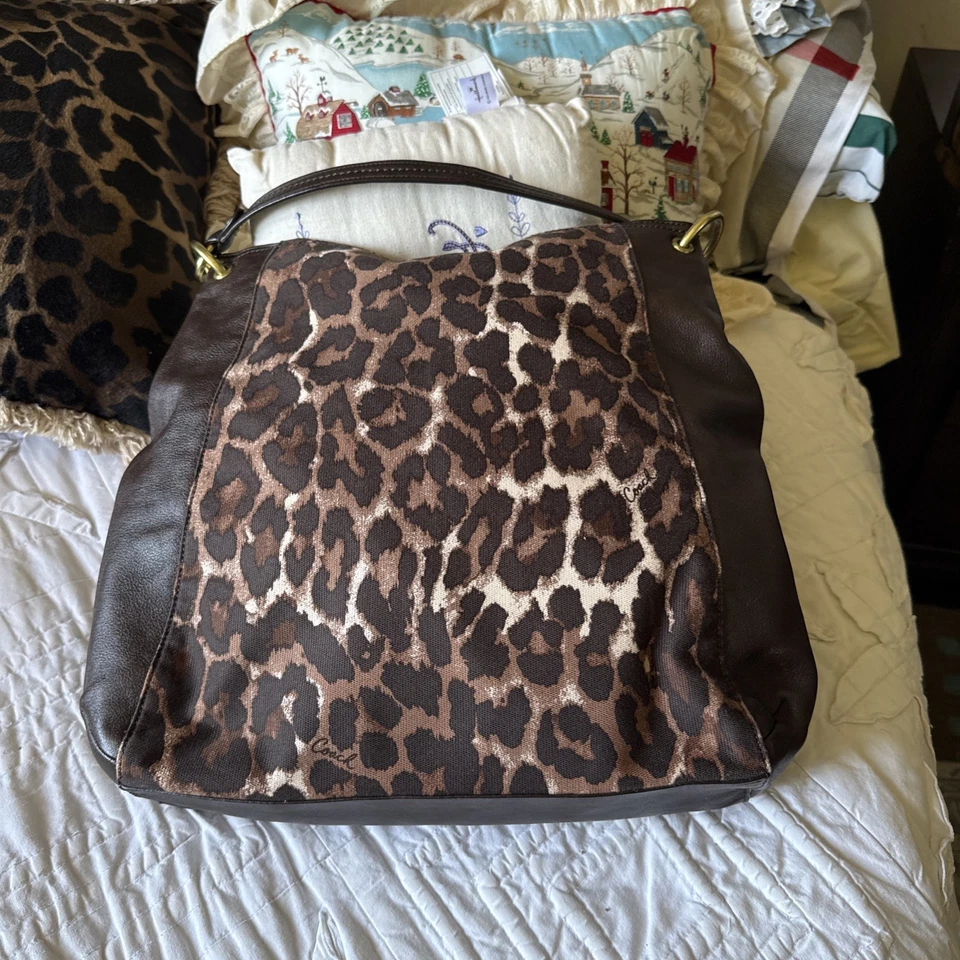 Coach F24896 Park Ocelote Cuero Leopardo Cadena Eslabón Grande Hobo/Tote $598 ¡Raro!! Foto 3 de 4