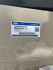 OEM 2015 - 2018 Ford Focus 2.0L w/o turbo Radiator Shutter Grille BM5Z-8475-B