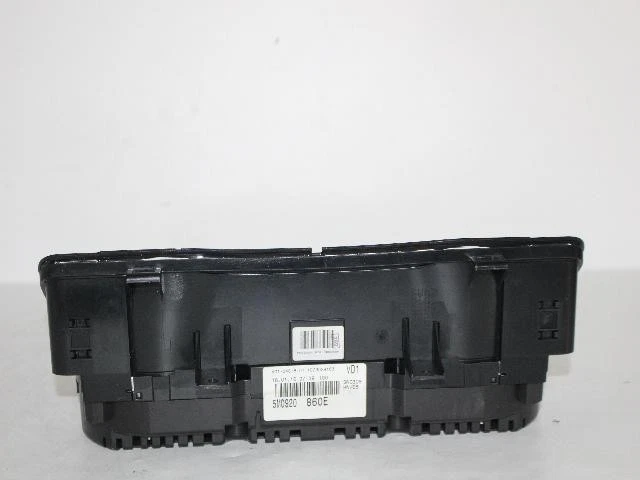 Volkswagen Jetta 2010 grupos de instrumentos A2C50108305 Foto 4 de 4