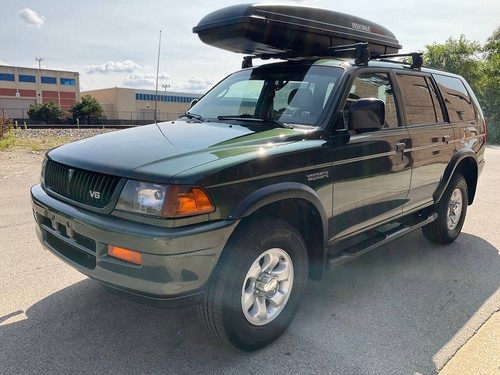1998 Mitsubishi Montero Sport LS 4dr 4WD SUV